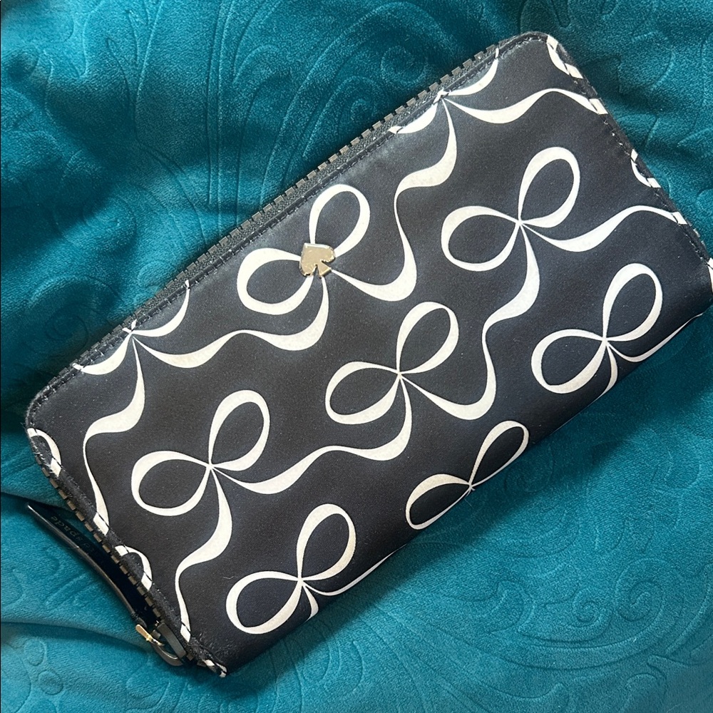 Kate Spade Jae Elegant Bow Large Continental Zip Around Wallet